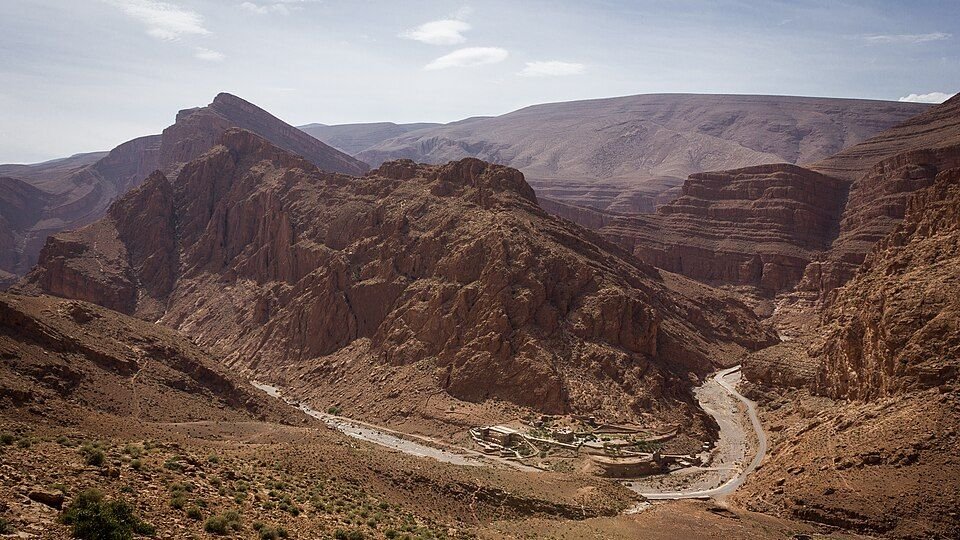 Todra Gorge on the route from Merzouga to Ouarzazate